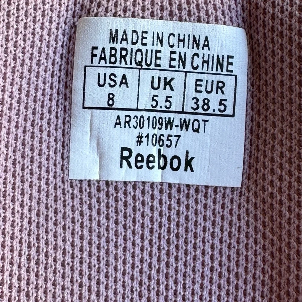 Reebook Women White Light Purple shoes‎ Sneakers women Size US 8